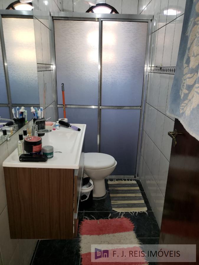 Sobrado à venda com 3 quartos, 240m² - Foto 13