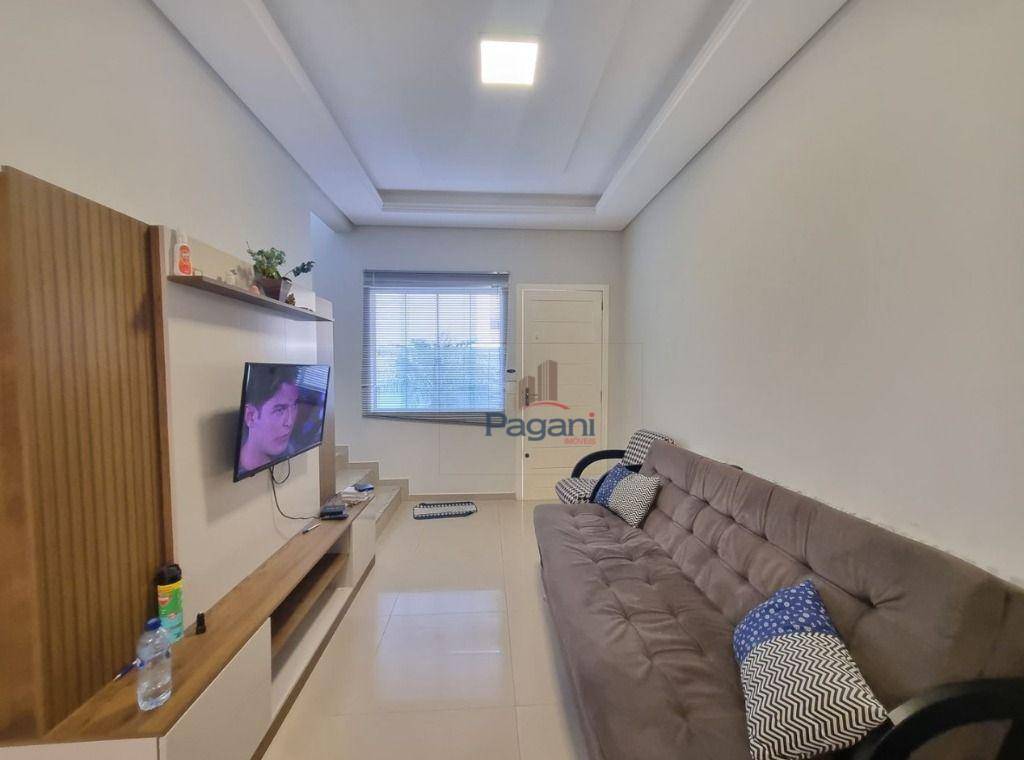 Sobrado à venda com 3 quartos, 100m² - Foto 3