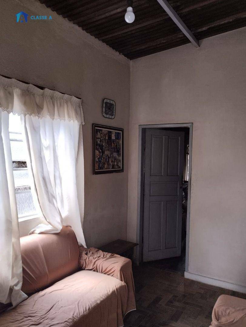 Casa à venda com 3 quartos, 80m² - Foto 6