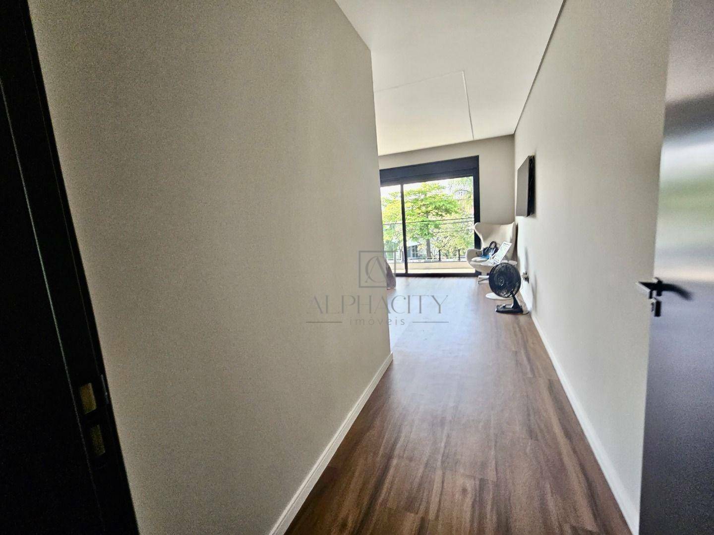 Casa de Condomínio à venda com 4 quartos, 380m² - Foto 10