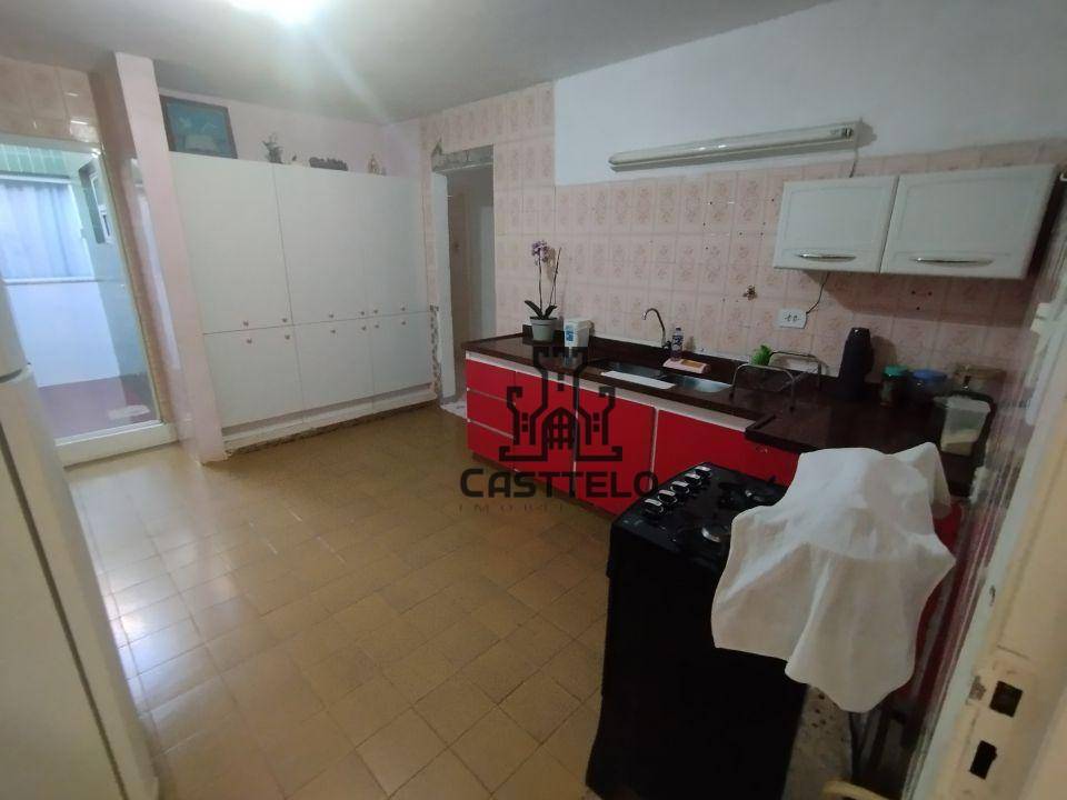 Casa à venda com 3 quartos, 190m² - Foto 6