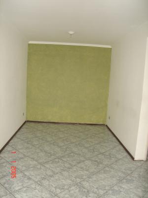 Apartamento para alugar com 2 quartos, 60m² - Foto 3