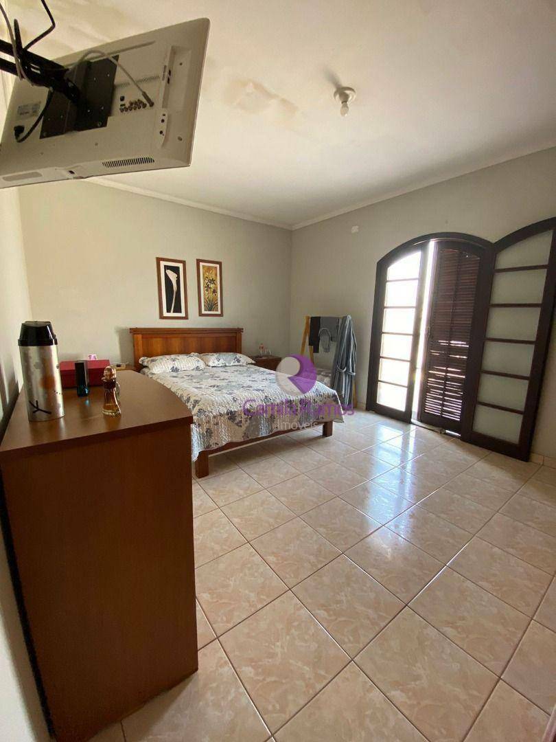 Sobrado à venda com 3 quartos, 203m² - Foto 11