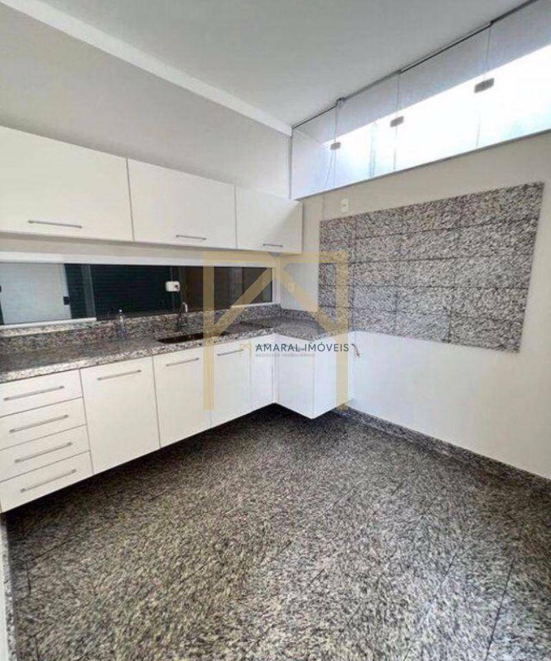 Casa à venda com 3 quartos, 155m² - Foto 9