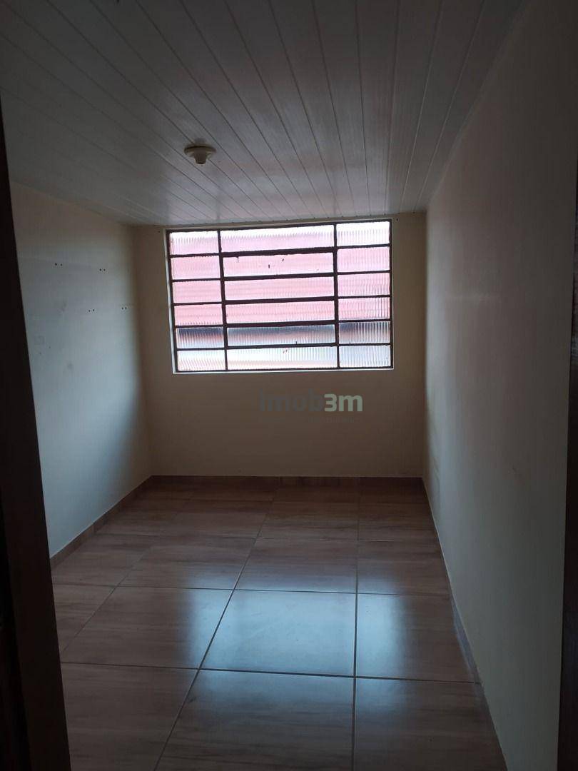 Casa à venda com 5 quartos, 132m² - Foto 13