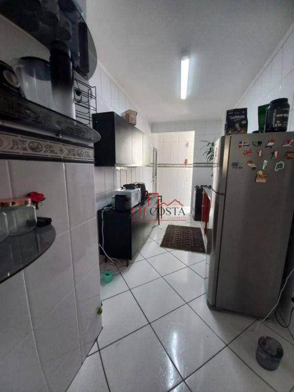 Apartamento à venda com 2 quartos, 70m² - Foto 10