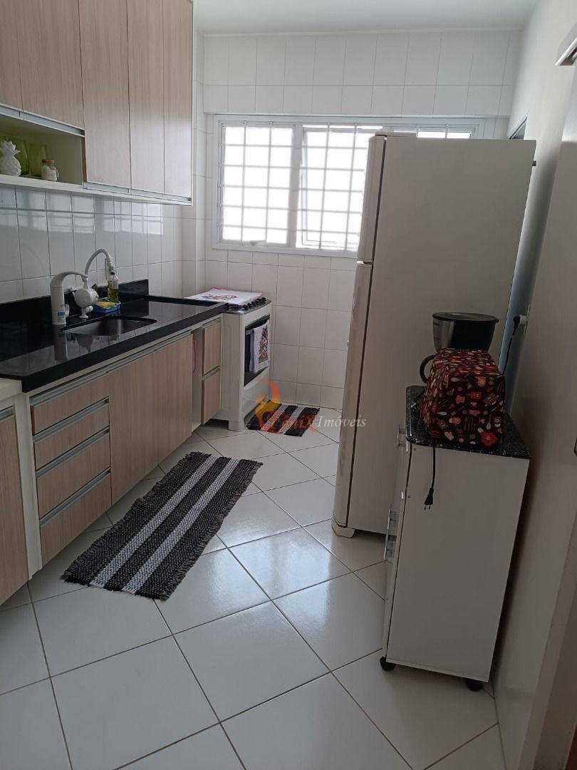 Apartamento à venda com 3 quartos, 97m² - Foto 3