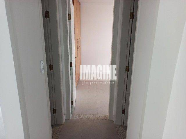 Apartamento à venda com 2 quartos, 74m² - Foto 4