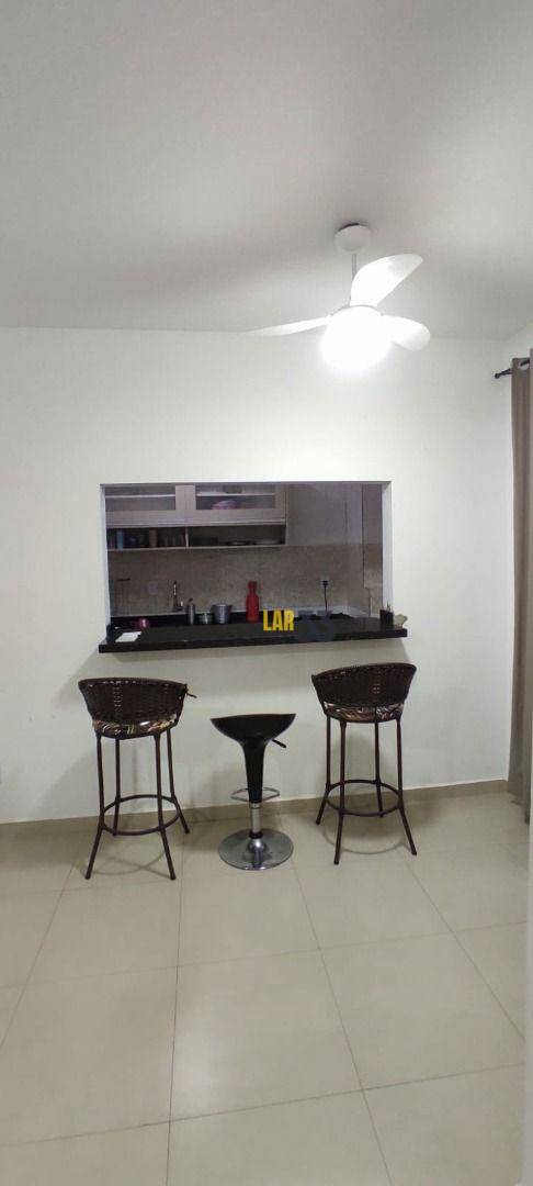 Apartamento à venda com 2 quartos, 70m² - Foto 4