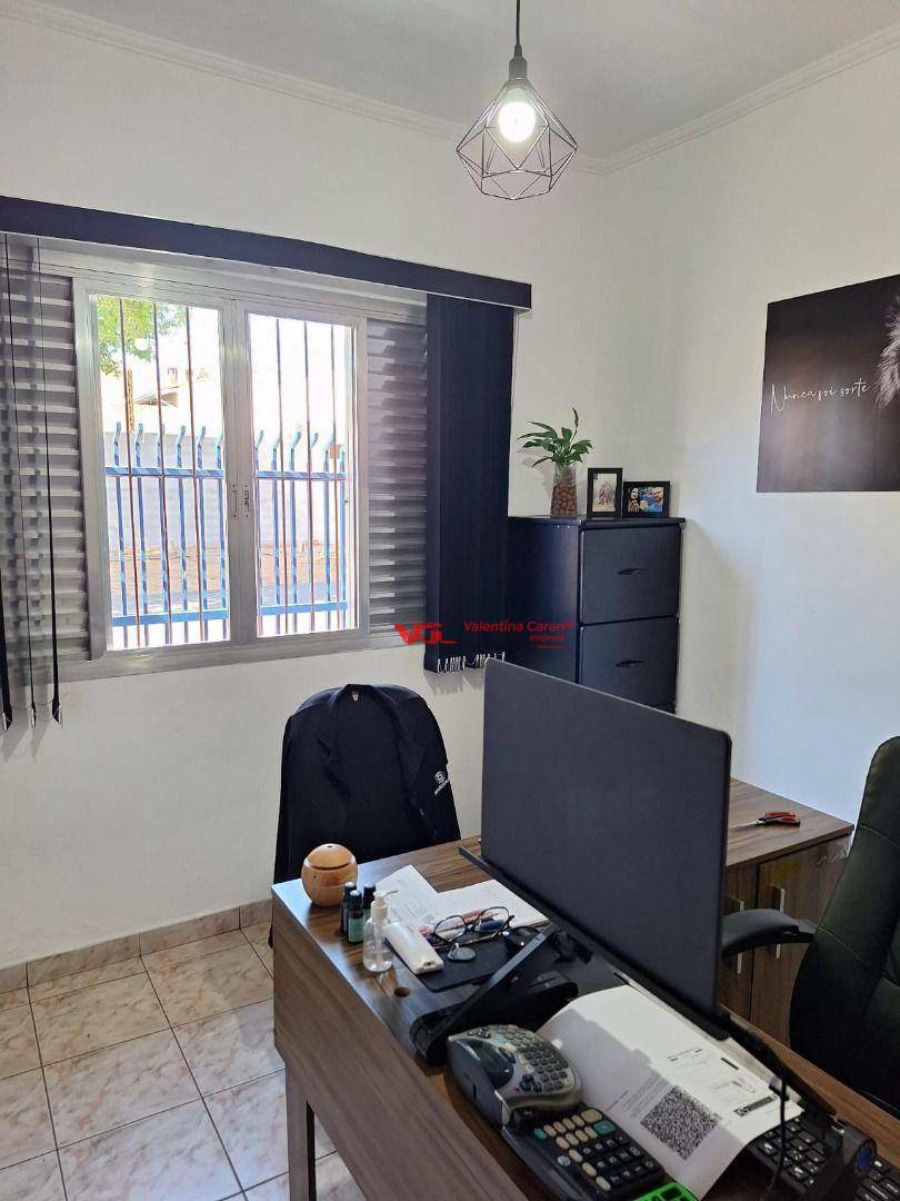 Casa à venda com 3 quartos, 190m² - Foto 17