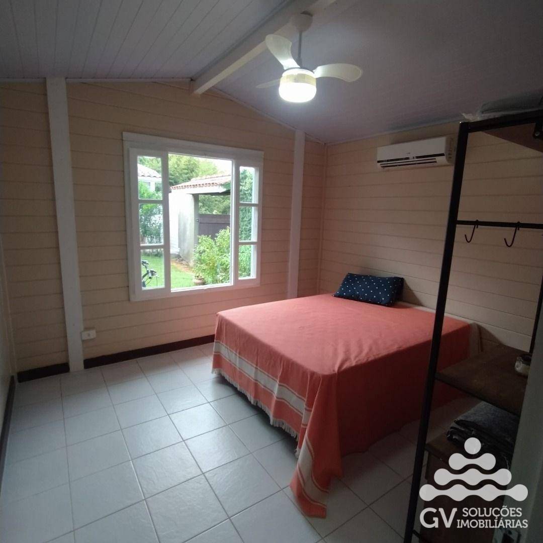 Casa de Condomínio à venda com 5 quartos, 197m² - Foto 10