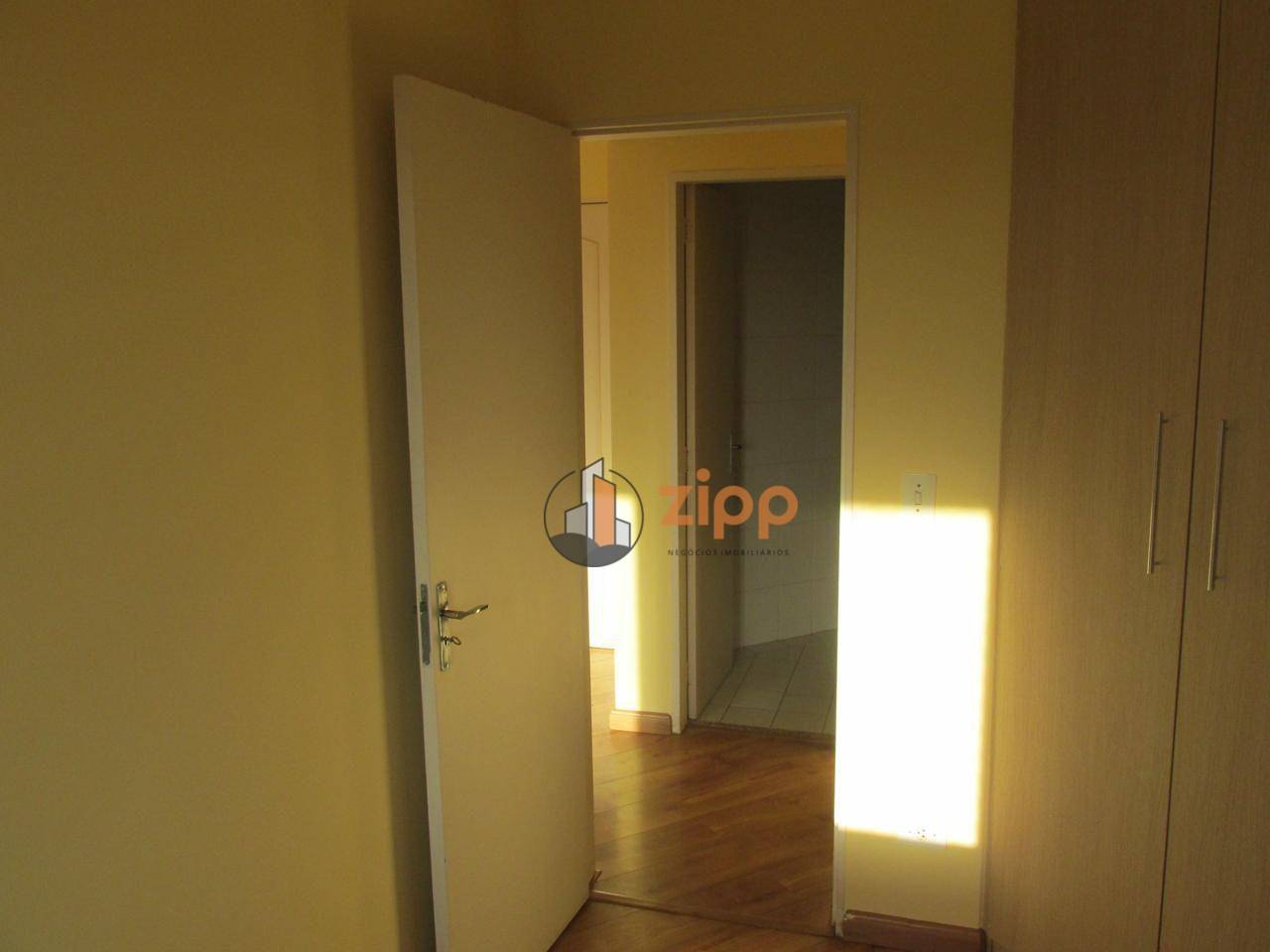 Apartamento à venda com 2 quartos, 68m² - Foto 28