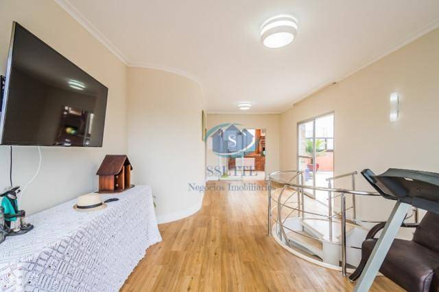 Cobertura, 3 quartos, 220 m² - Foto 4