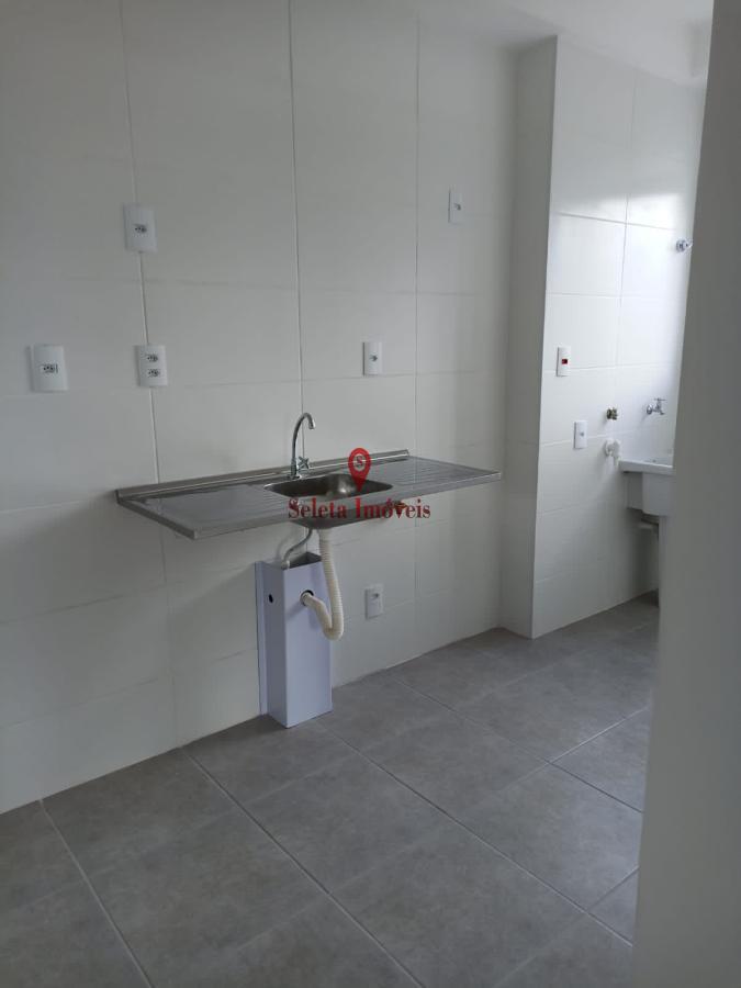 Apartamento à venda com 2 quartos, 48m² - Foto 4