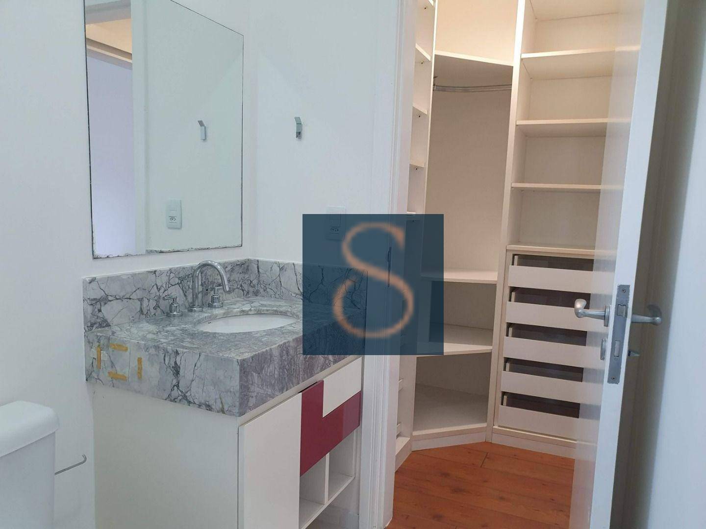 Sobrado à venda e aluguel com 4 quartos, 330m² - Foto 15