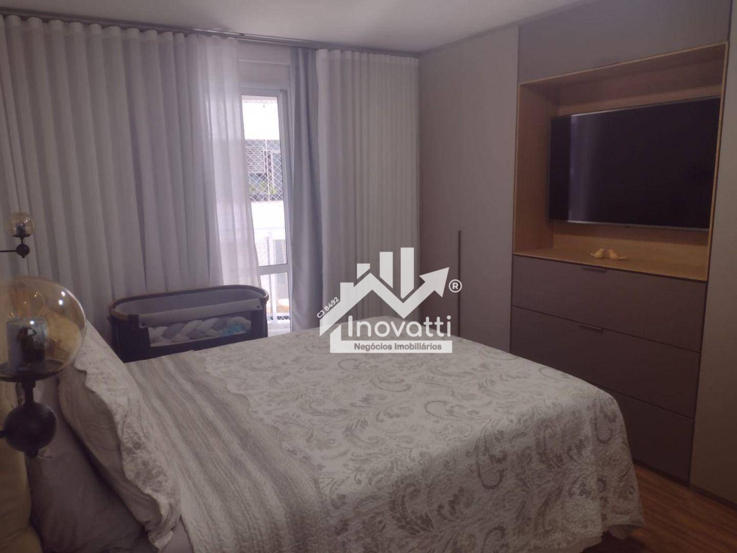 Apartamento à venda com 4 quartos, 180m² - Foto 24