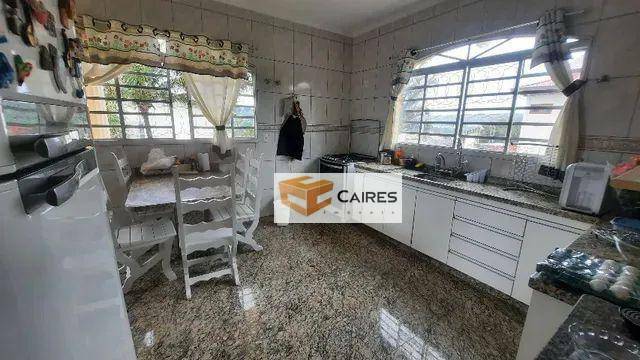 Casa de Condomínio à venda com 4 quartos, 302m² - Foto 13