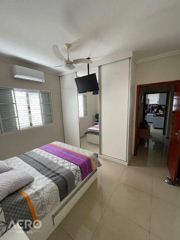 Casa à venda com 4 quartos, 170m² - Foto 8