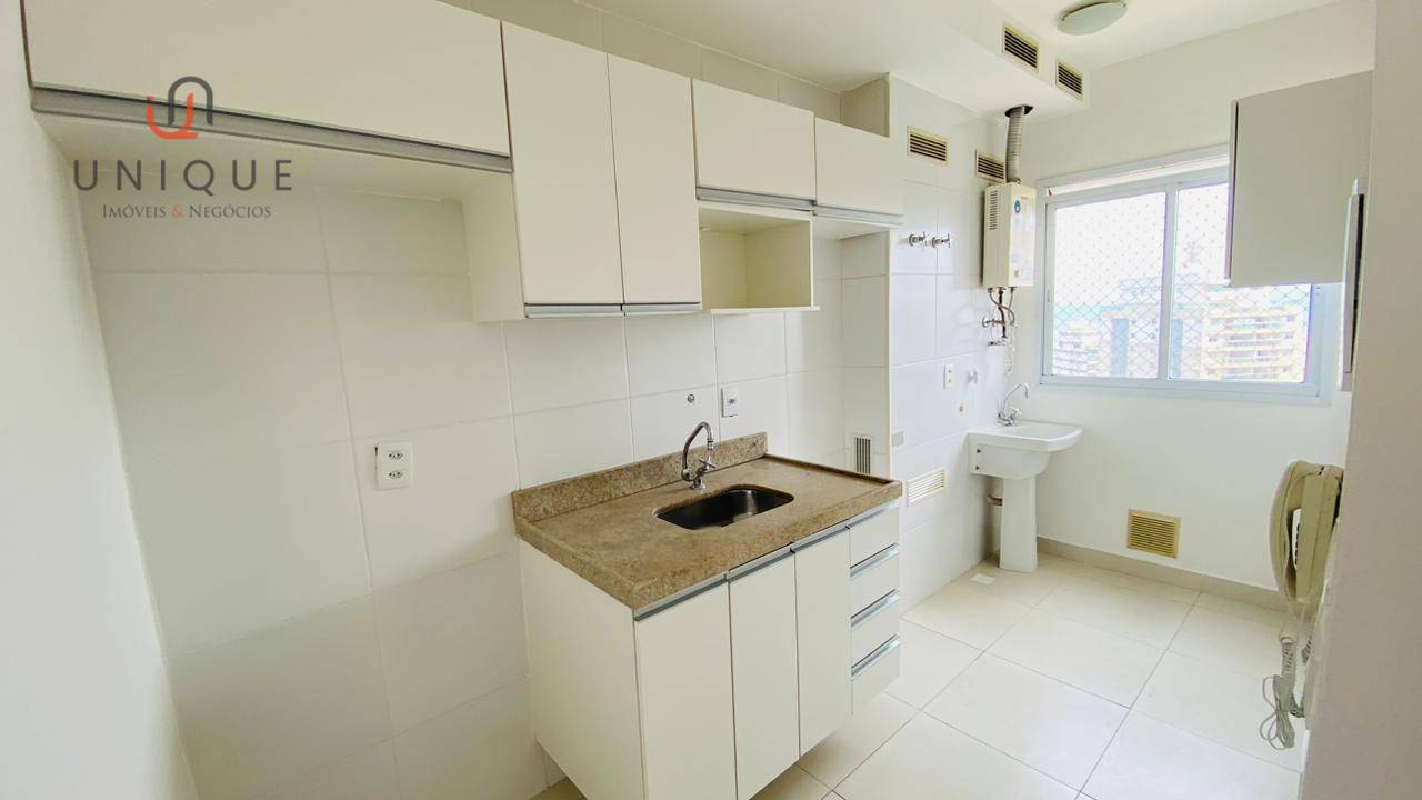 Apartamento à venda com 2 quartos, 68m² - Foto 8