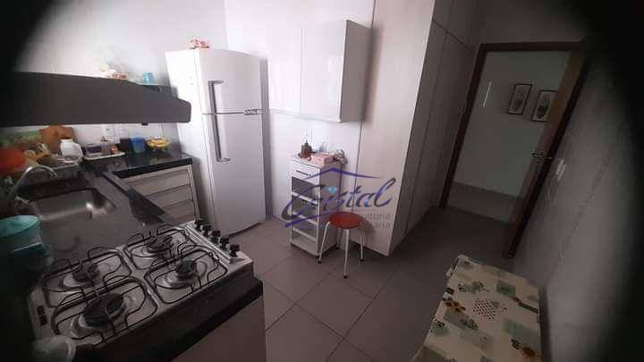 Apartamento à venda com 2 quartos, 105m² - Foto 7