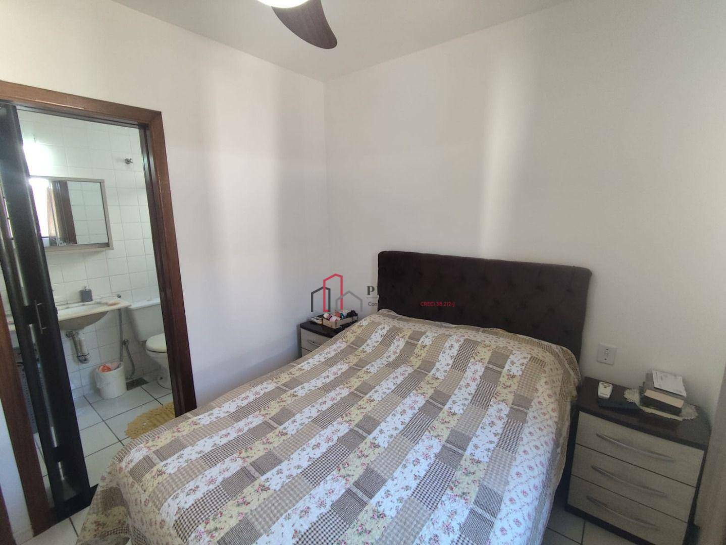 Casa à venda com 3 quartos, 69m² - Foto 13