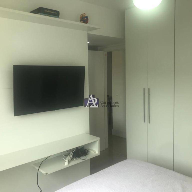 Apartamento à venda com 2 quartos, 60m² - Foto 4