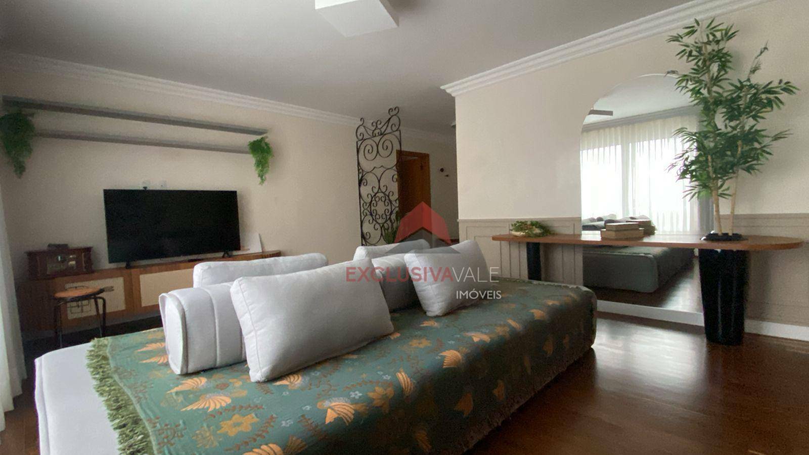 Apartamento à venda com 4 quartos, 247m² - Foto 2