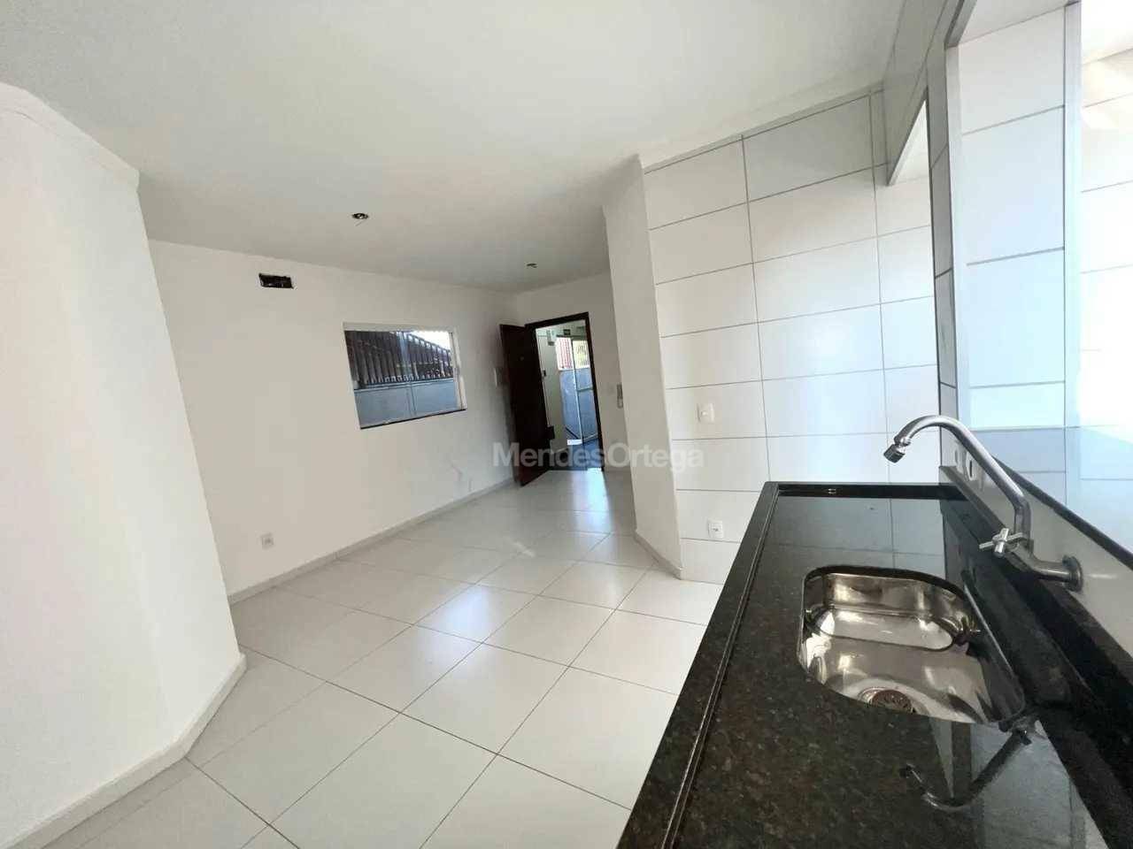 Apartamento à venda com 2 quartos, 55m² - Foto 2