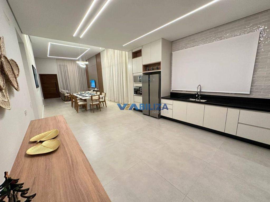 Casa de Condomínio à venda com 4 quartos, 258m² - Foto 26