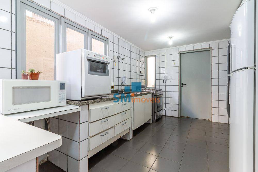 Sobrado à venda com 4 quartos, 350m² - Foto 18