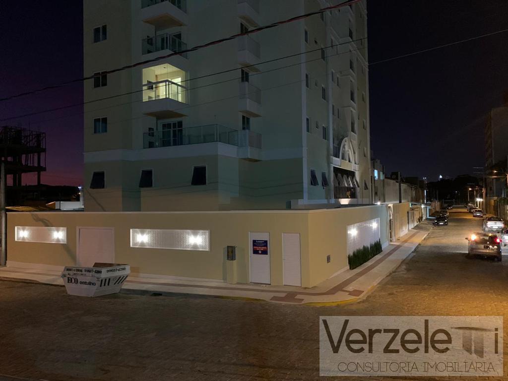 Apartamento à venda com 2 quartos, 76m² - Foto 17