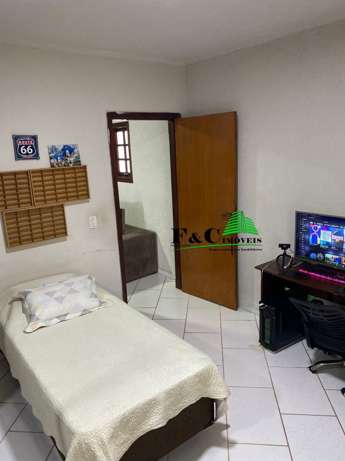Casa à venda com 4 quartos, 166m² - Foto 5
