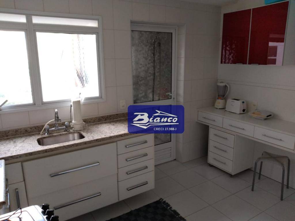 Apartamento à venda com 3 quartos, 134m² - Foto 6