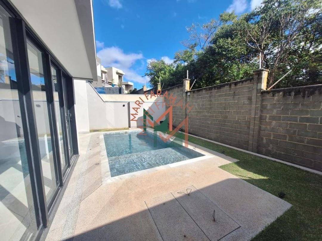 Casa de Condomínio à venda com 3 quartos, 340m² - Foto 3