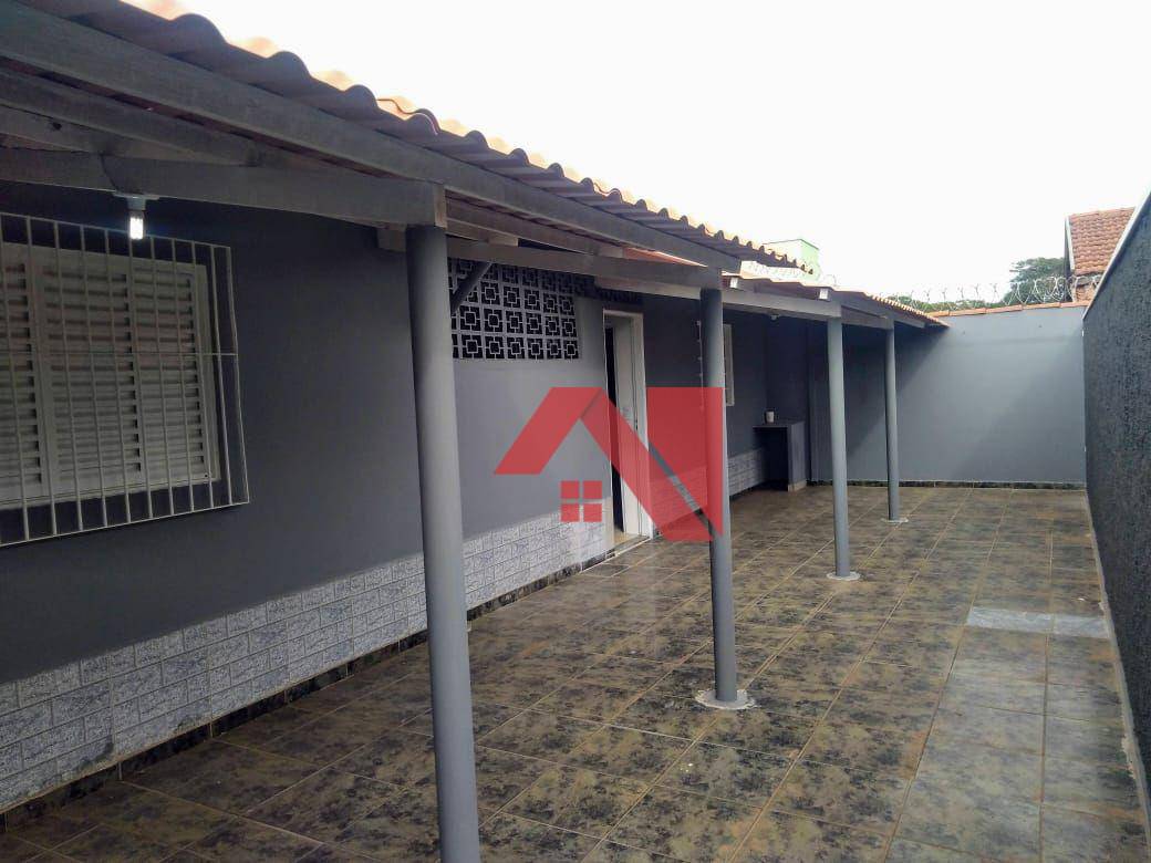 Casa à venda com 3 quartos, 144m² - Foto 18