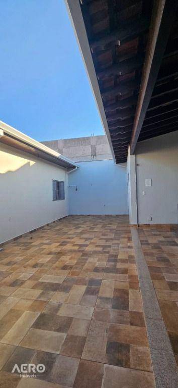 Casa à venda com 3 quartos, 197m² - Foto 28