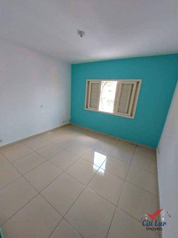 Sobrado à venda e aluguel com 3 quartos, 250m² - Foto 37