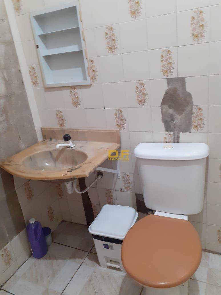 Casa à venda com 2 quartos, 40m² - Foto 13