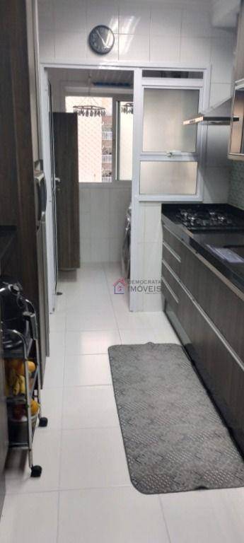 Apartamento à venda com 3 quartos, 91m² - Foto 3