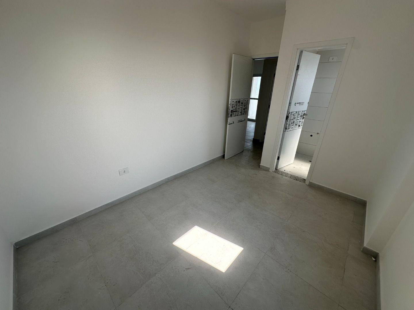 Apartamento à venda com 2 quartos, 84m² - Foto 22