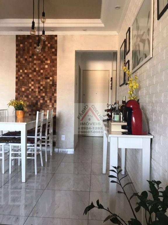 Apartamento à venda com 2 quartos, 64m² - Foto 19