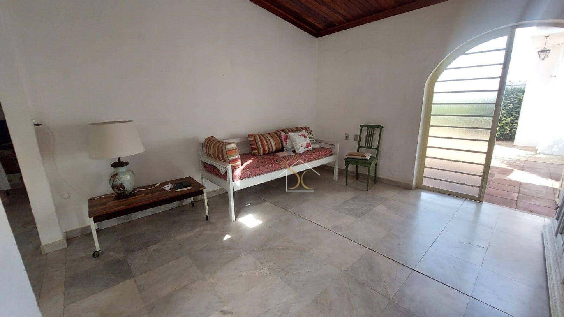 Casa à venda com 3 quartos, 346m² - Foto 7