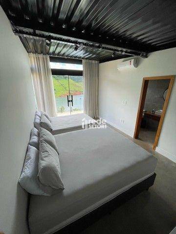 Casa de Condomínio à venda com 4 quartos, 400m² - Foto 16