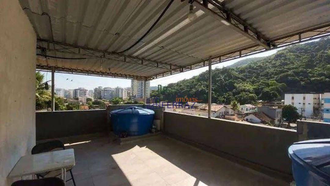 Casa à venda com 3 quartos, 124m² - Foto 18