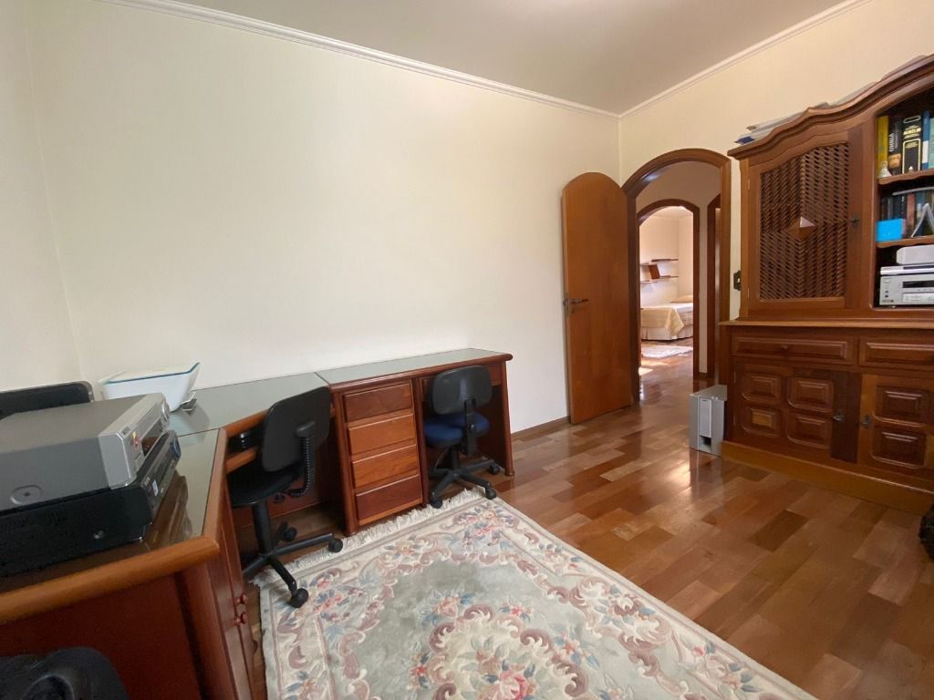 Casa à venda com 4 quartos, 260m² - Foto 33