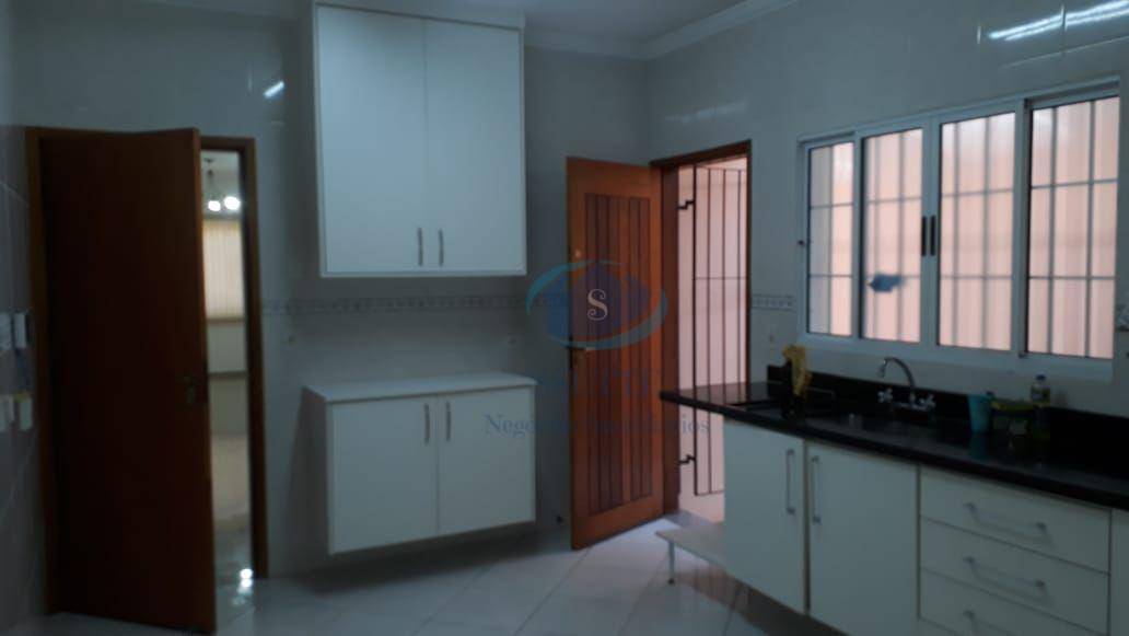 Sobrado à venda com 3 quartos, 124m² - Foto 12