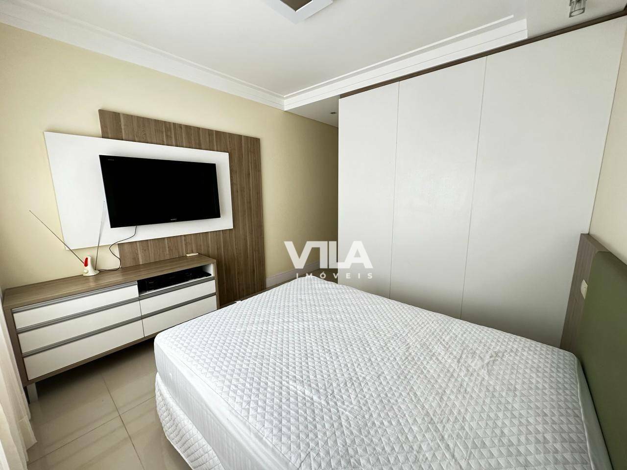 Apartamento à venda com 3 quartos, 307m² - Foto 17