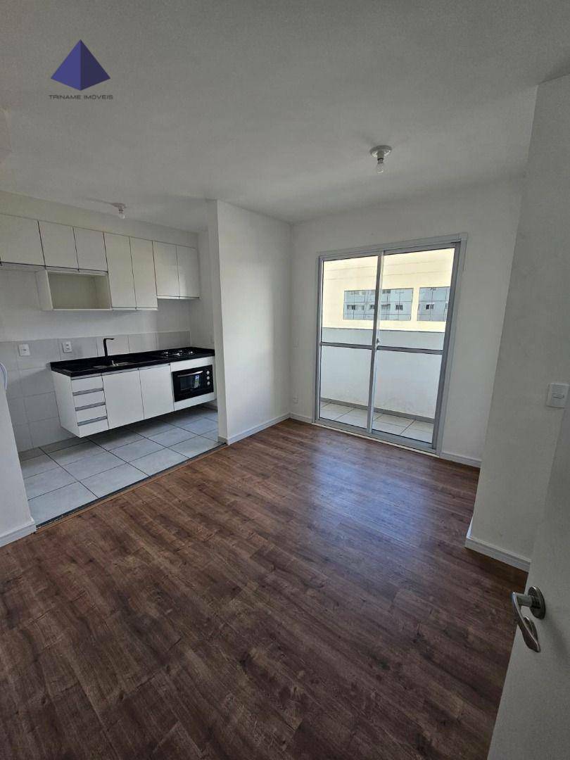 Apartamento para alugar com 2 quartos, 43m² - Foto 2