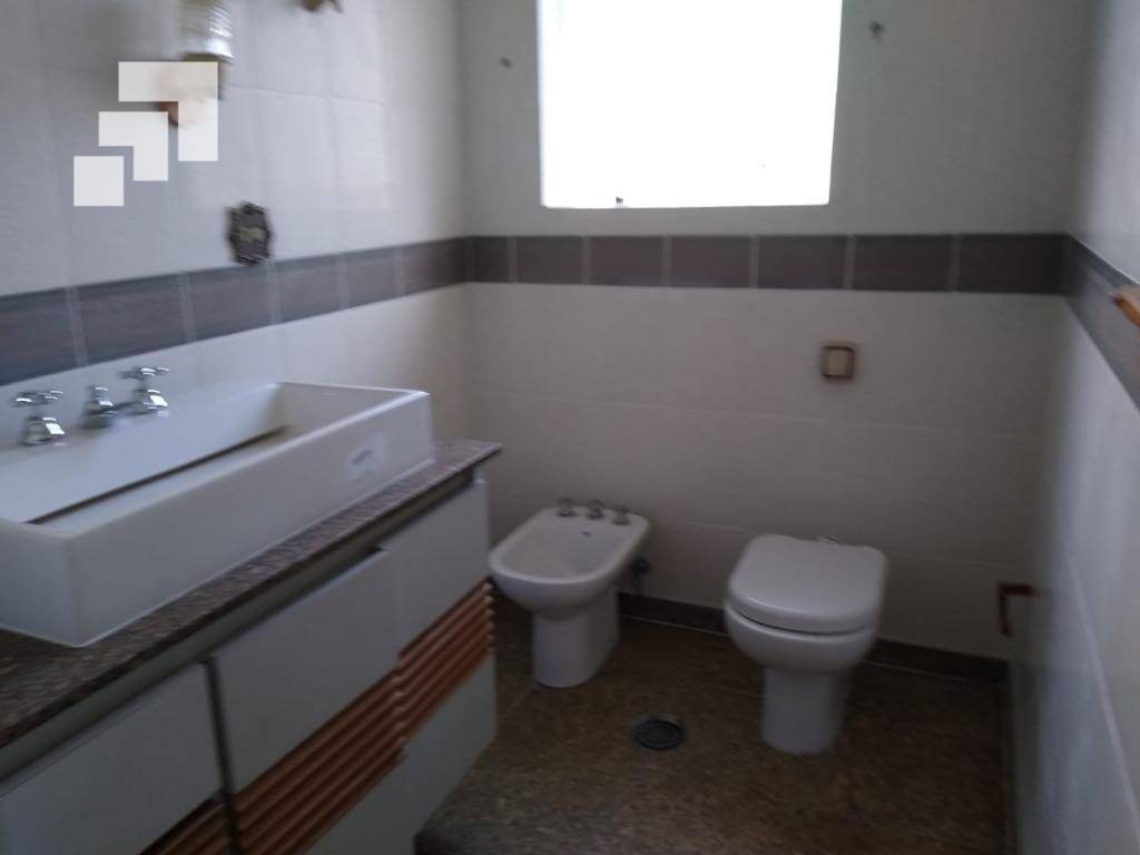 Sobrado à venda e aluguel com 4 quartos, 440m² - Foto 22