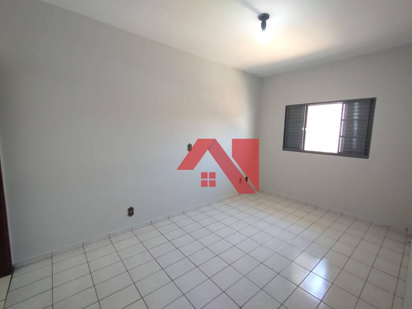 Apartamento para alugar com 3 quartos, 80m² - Foto 5